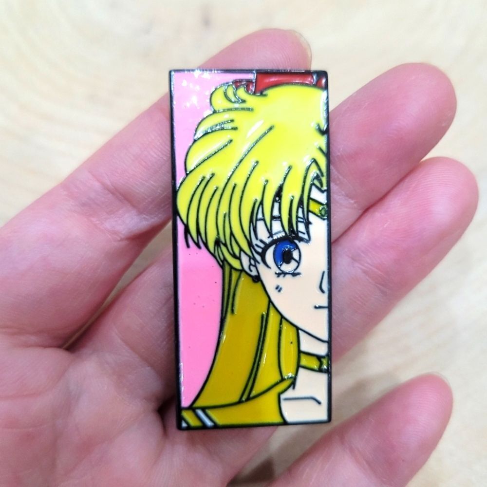 2/$20 Brand New Sailor Venus Rectangular Pin Brooch